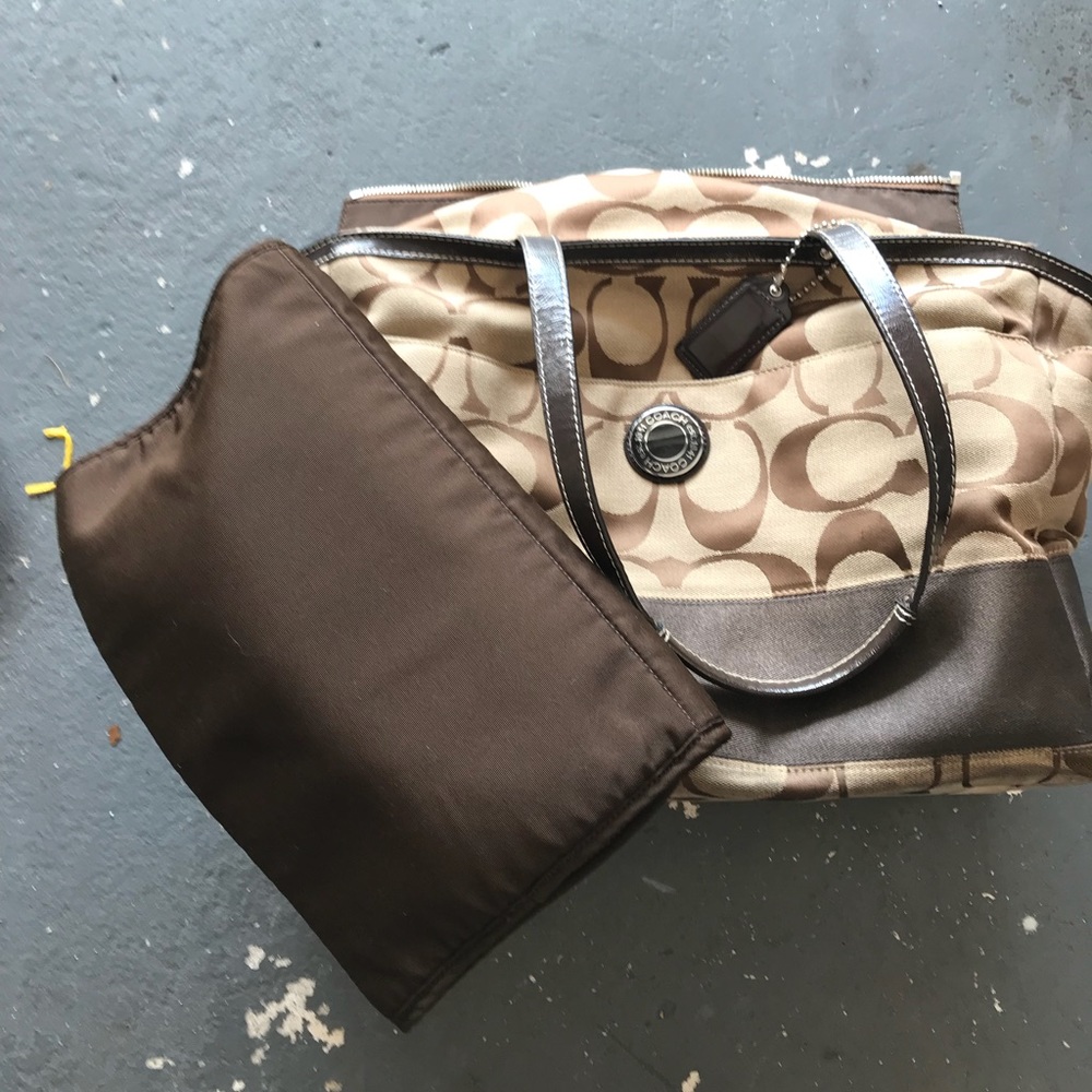 Coach diaper bag - Picture 3 of 3